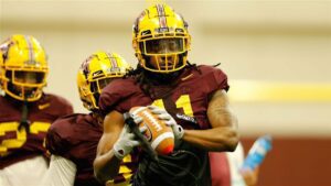 Minnesota's Michael Dixon Transfers to Rutgers: Important Defensive Addition 2023 1 Michael Dixon