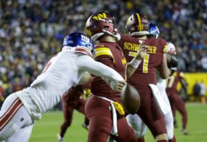 Washington Commanders Suffer Heartbreaking 20-12 Loss to Giants 1 Washington Commanders