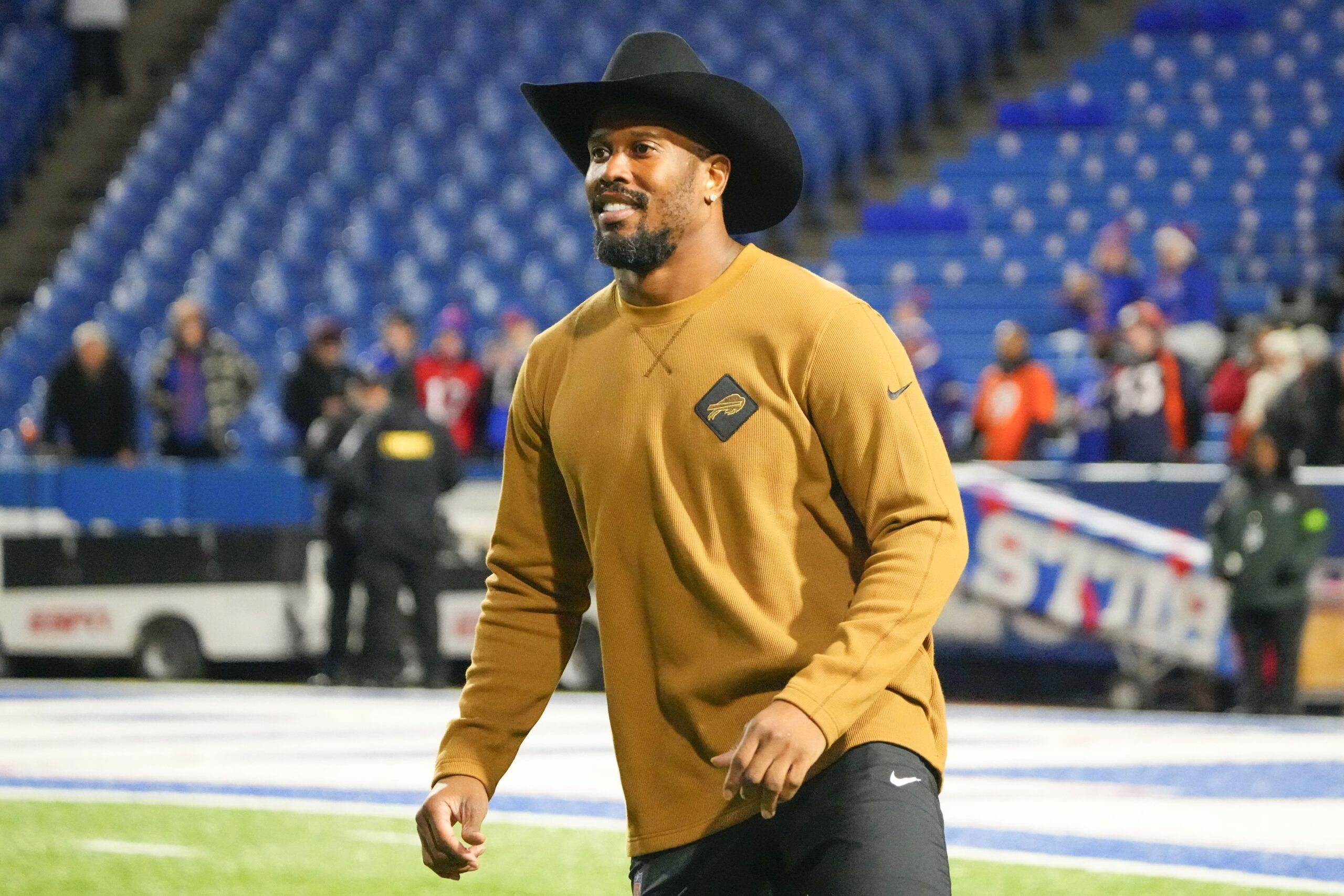 Buffalo Bills, Von Miller Agree to Major Pay Cut as Team Chases Super Bowl 59 Glory 1 Buffalo Bills Von Miller