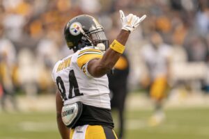 Excommunicated Former NFL Superstar Officially Endorses Donald Trump For 2024 2 Pittsburgh Steelers Antonio Brown Mike Florio