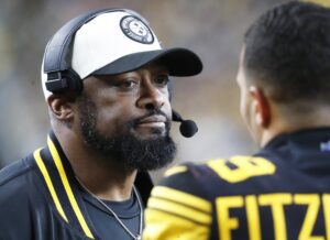 Pittsburgh Steelers Fans Angry With Mike Tomlin For Keeping Kenny Pickett On Bench In Playoffs 3 Chicago Bears, Pittsburgh Steelers, Mike Tomlin