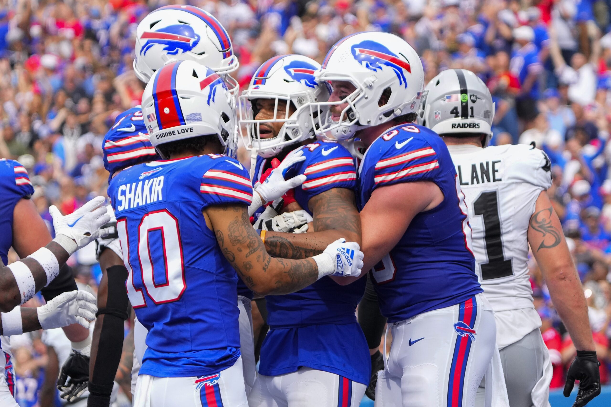 LOOK: Dawson Knox & Wife Alexandra Goes Beachside To Take Time Off Before Minicamp 2 Buffalo Bills Stefon Diggs Gabe Davis