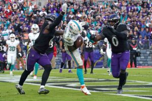 Baltimore Ravens Lose Crucial Piece to Elite Defensive Unit Heading into 2024 3 Roquan Smith, Baltimore Ravens
