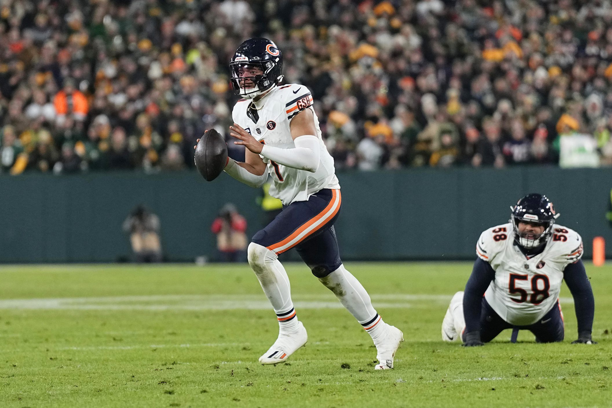 New York Jets Showered With Jokes After Justin Fields Video 2 Jan 7, 2024; Green Bay, Wisconsin, USA; Chicago Bears quarterback Justin Fields (1) looks to throw a pass during the fourth quarter against the Green Bay Packers at Lambeau Field. Mandatory Credit: Jeff Hanisch-USA TODAY Sports