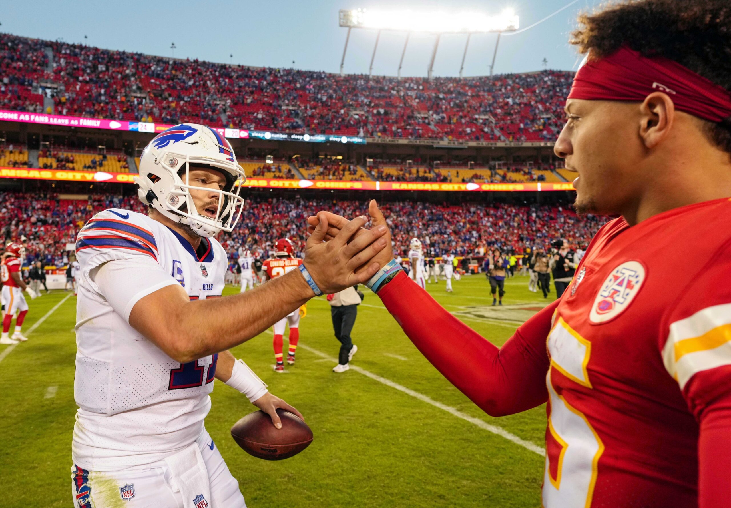 Buffalo Bills: Josh Allen Fans Can’t Wait for 2025 Season After 4-Word Announcement 2 Kansas City Chiefs, Patrick Mahomes