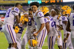 Should Raiders Trade Up in 2024 NFL Draft to Select LSU QB Jayden Daniels? 3 Jayden Daniels