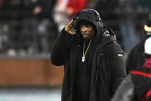 Colorado Football Head Coach Removes Player From Meeting Due to Banned Phone Alarm 1 Deion Sanders, Bill Belichick, Marlon Humphrey, Colorado Buffaloes