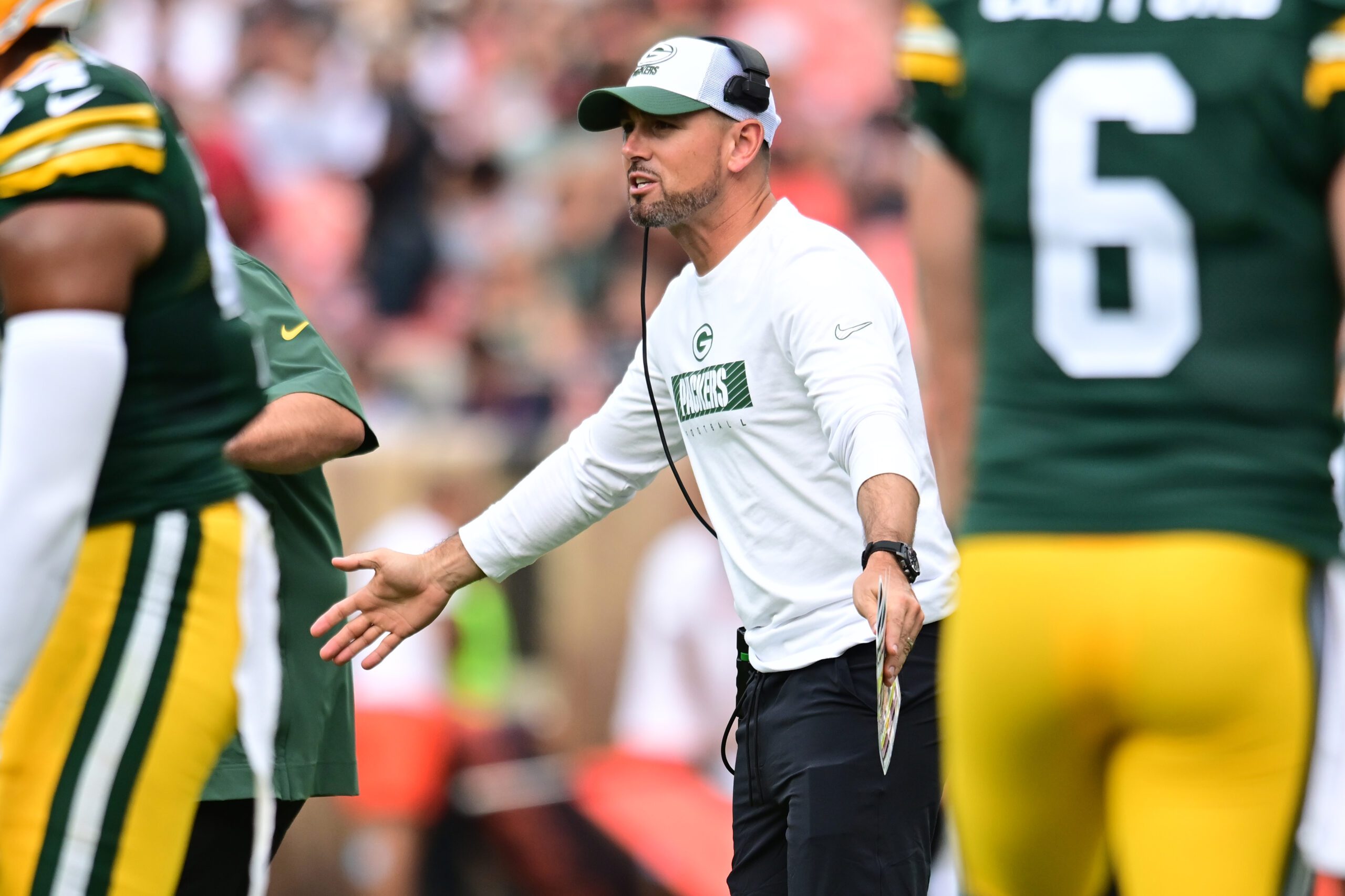 Aug 10, 2024; Cleveland, Ohio, USA; Green Bay Packers head coach Matt LaFleur celebrates with his team during the second quarter against the Cleveland Browns at Cleveland Browns Stadium. Mandatory Credit: Ken Blaze-USA TODAY Sports