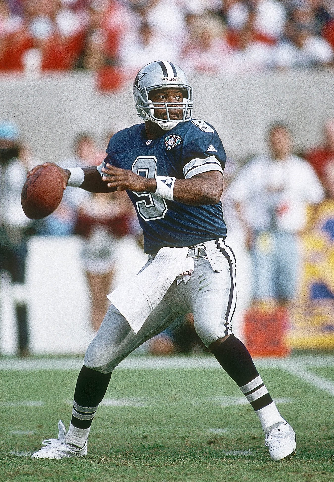 Oct 23, 1994; Tempe, AZ, USA; FILE PHOTO; Dallas Cowboys quarterback Rodney Peete (9) in action against the Arizona Cardinals at Sun Devil Stadium. Mandatory Credit: Peter Brouillet-USA TODAY NETWORK