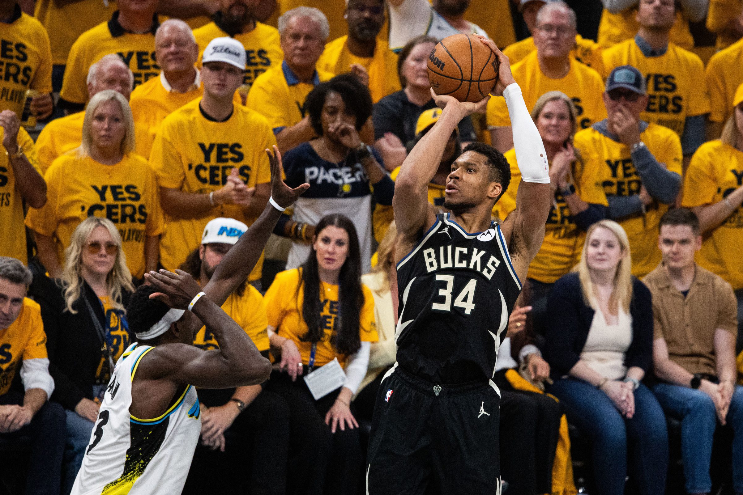 Indiana Pacers, Milwaukee Bucks