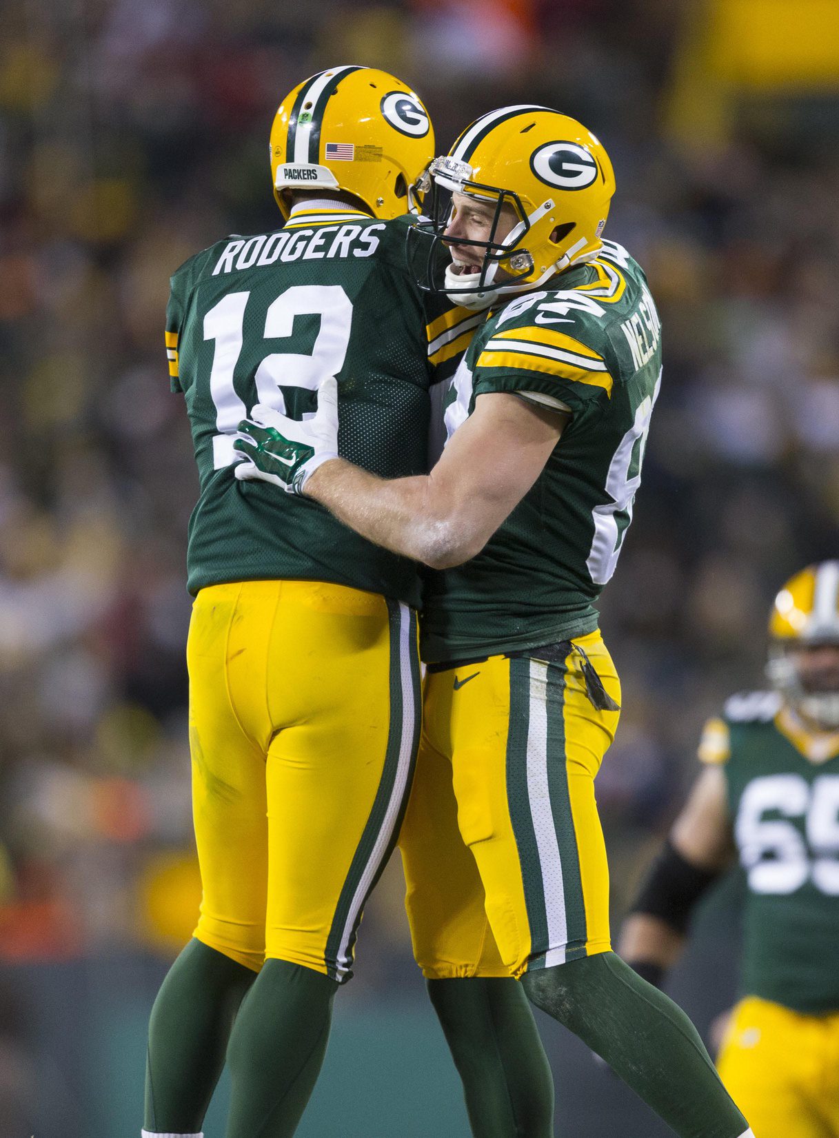 "Promise?" NFL Fans React to Aaron Rodgers Plans After He Retires 2 Aaron Rodgers