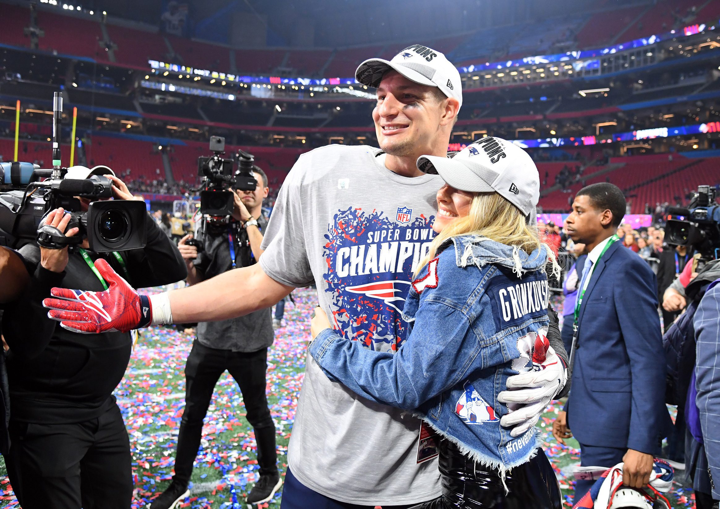 "I'm Ready To Touch Some Grass": Rob Gronkowski's GF Camille Kostek Hints Exhaustion After SI Swimsuit Promotion 1 Rob Gronkowski and GF