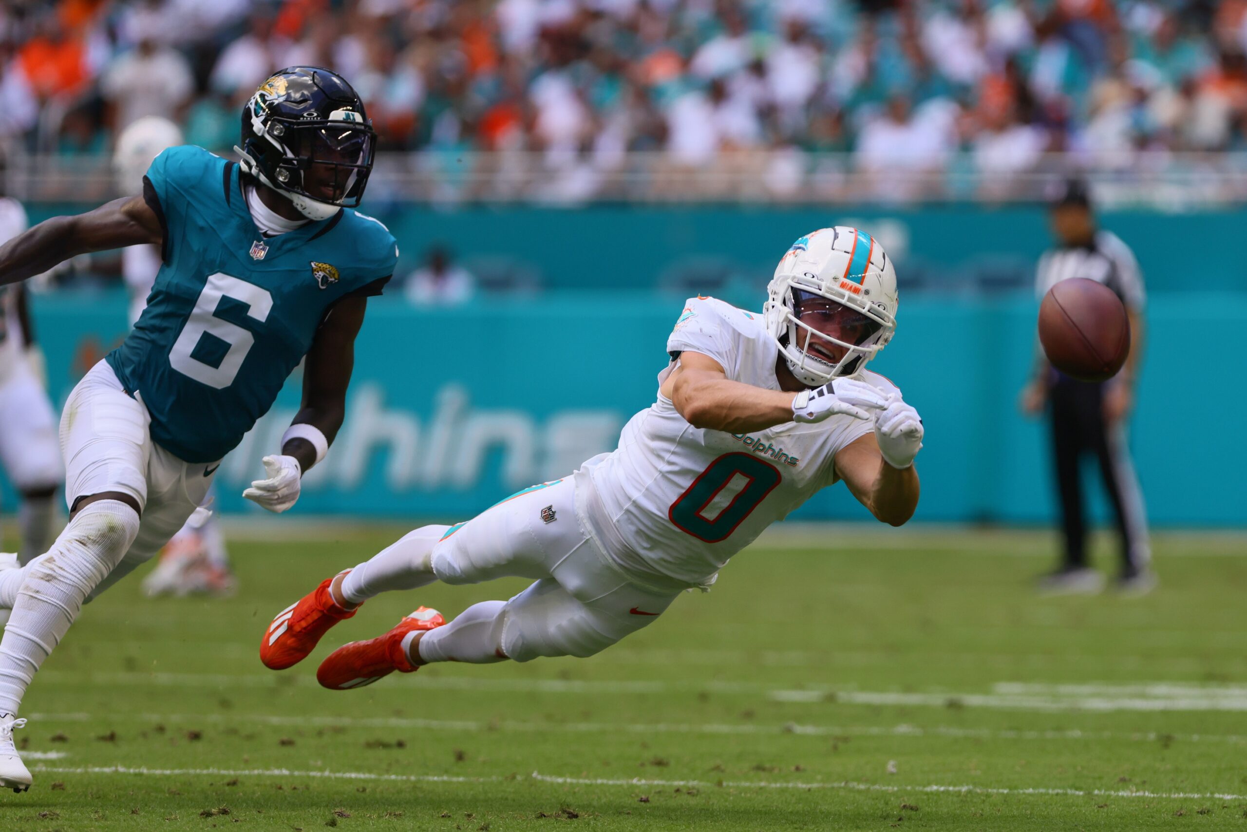 Braxton Berrios Gives NSFW Reaction To GF Alix Earle's SI Swimsuit Shoot 2 USATSI 24187298 168400517 lowres scaled