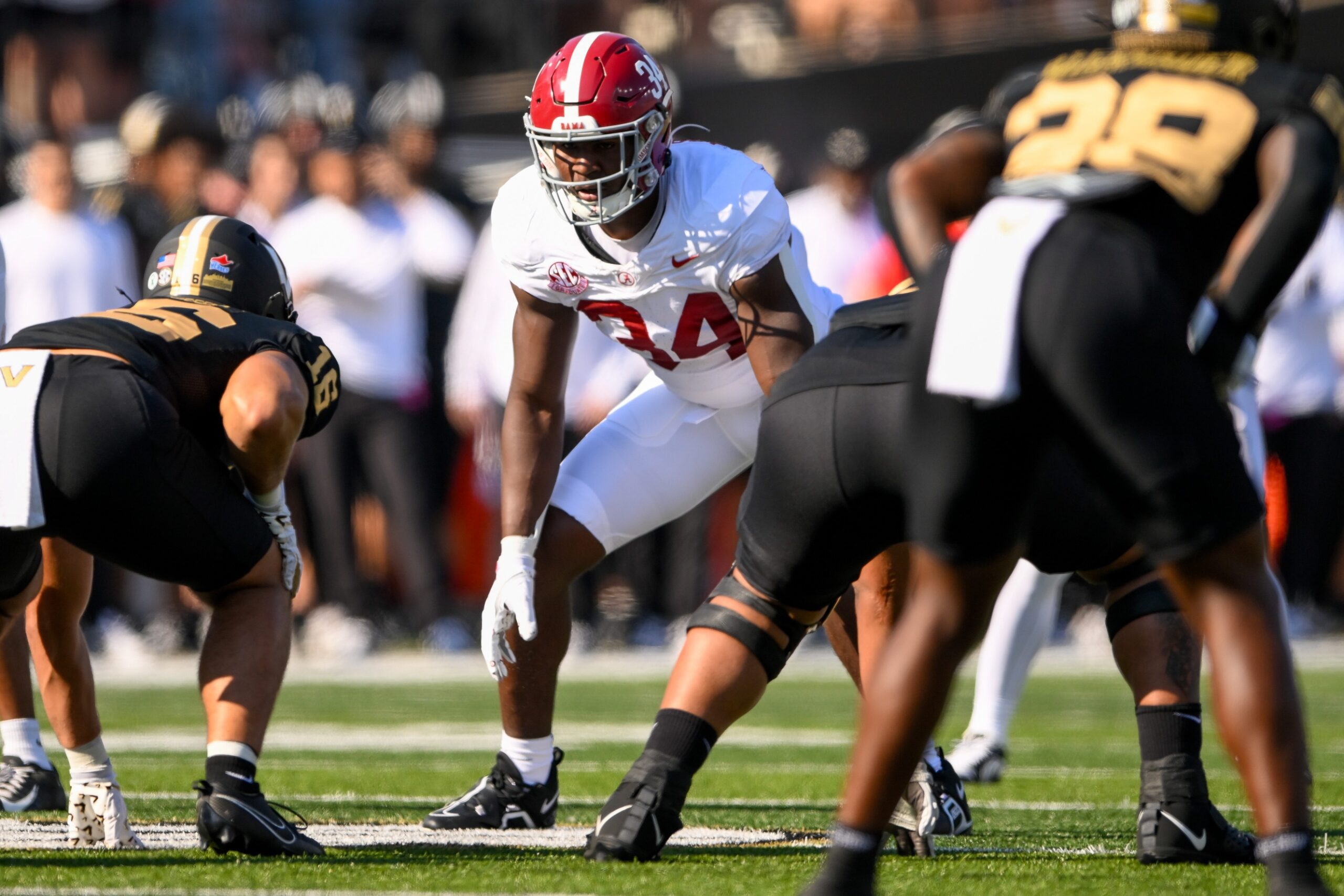 Denver Broncos: Signed Raw Prospect to a 4-Year Deal 2 Alabama Crimson Tide, Que Robinson