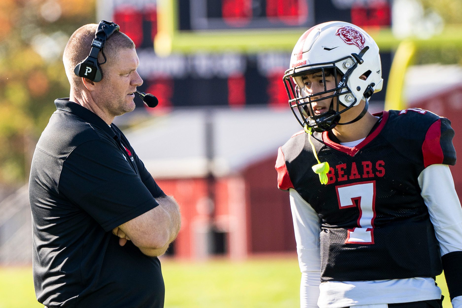 BREAKING: Head Coach Tragically Dies In Car Accident; Details Emerging 2 Bergenfield hosts Millburn in a high school football game, Thursday, Oct. 10, 2024, Bergenfield, New Jersey. Bergenfield head coach Robert Violante talks with #7 Josh Hur. © Anne-Marie Caruso/NorthJersey.com / USA TODAY NETWORK via Imagn Images