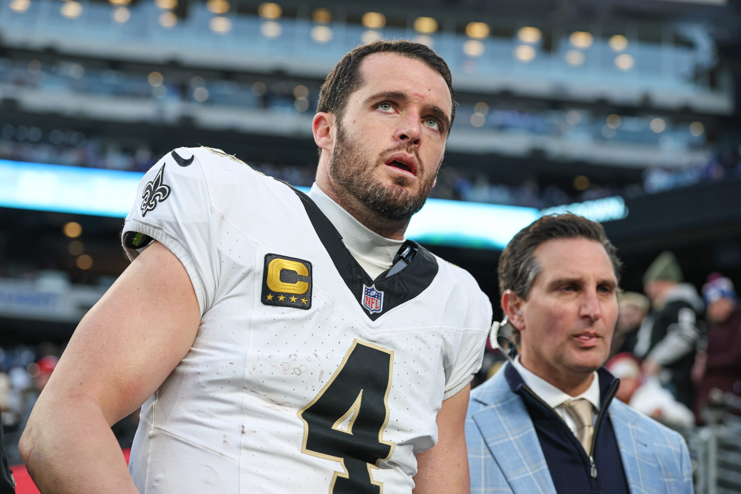 New Orleans Saints: Derek Carr's Controversial Injury Gets Major Update Amid Possible Surgery 1 New Orleаnѕ Sаіntѕ: Derek Cаrr'ѕ Controverѕіаl Injury Getѕ Mаjor Uрdаte Amіd Poѕѕіble Surgery - NEWS USA