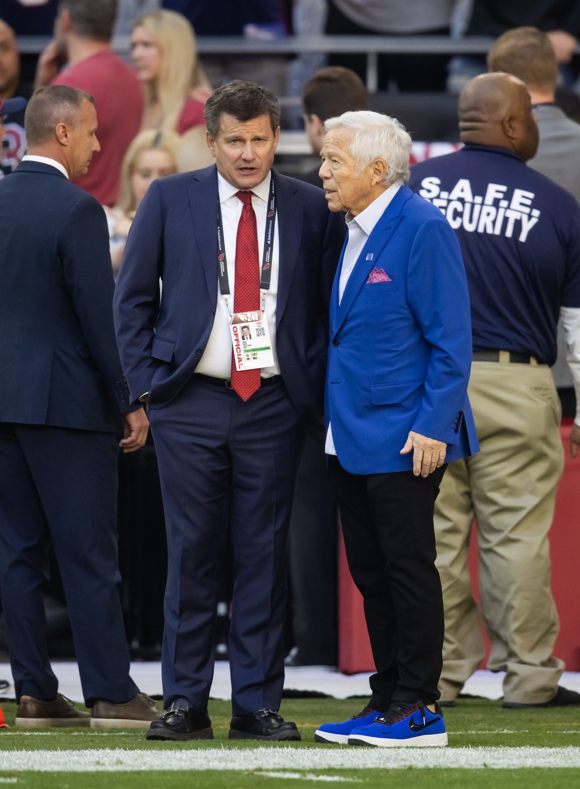 Patriots Owner Robert Kraft Issues Statement on Jim Irsay's Painful Passing 4 Patriots Owner Robert Kraft Issues Statement On Jim Irsay's Painful Passing