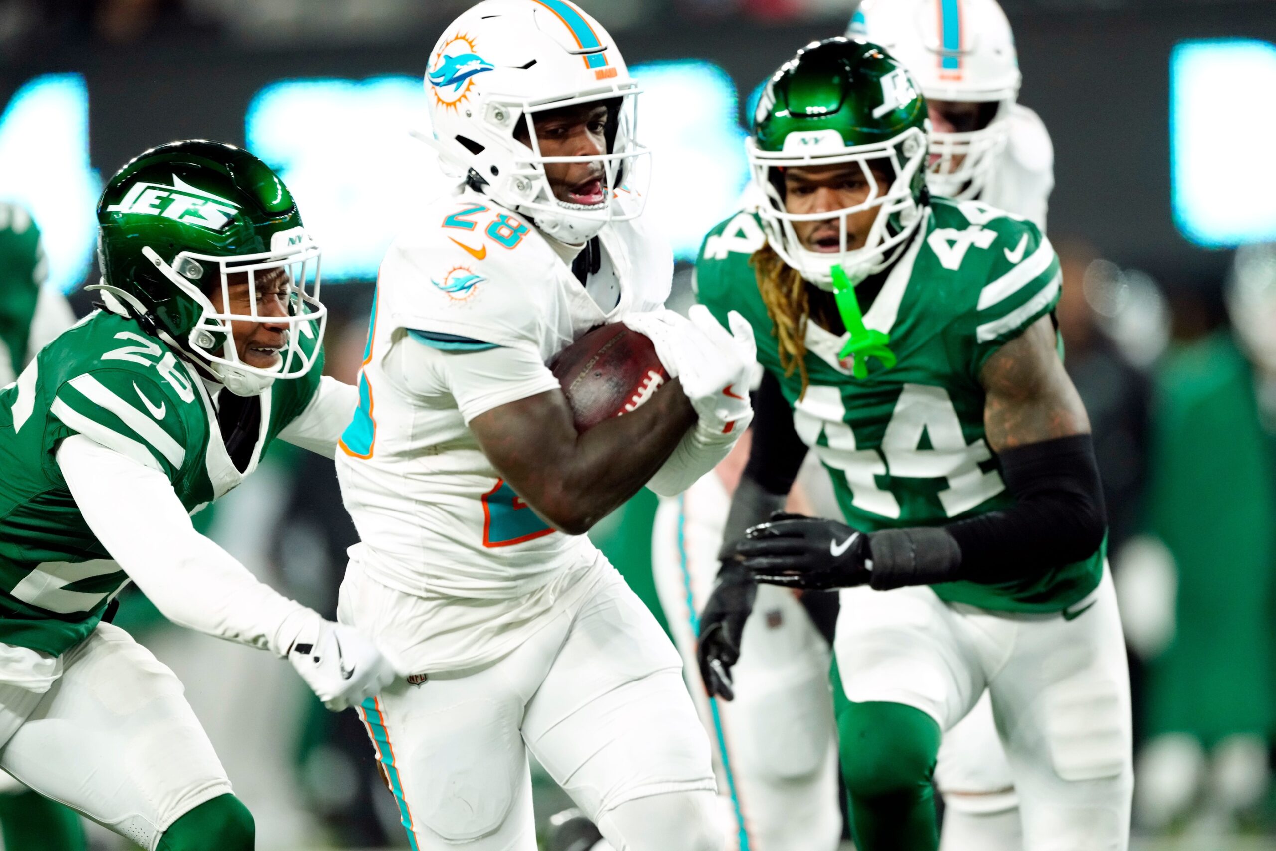 Dolphins' De'Von Achane Reveals One Regret in 2024 NFL Season 1 Dolphins' De'Von Achane Reveals One Regret In 2024 NFL Season