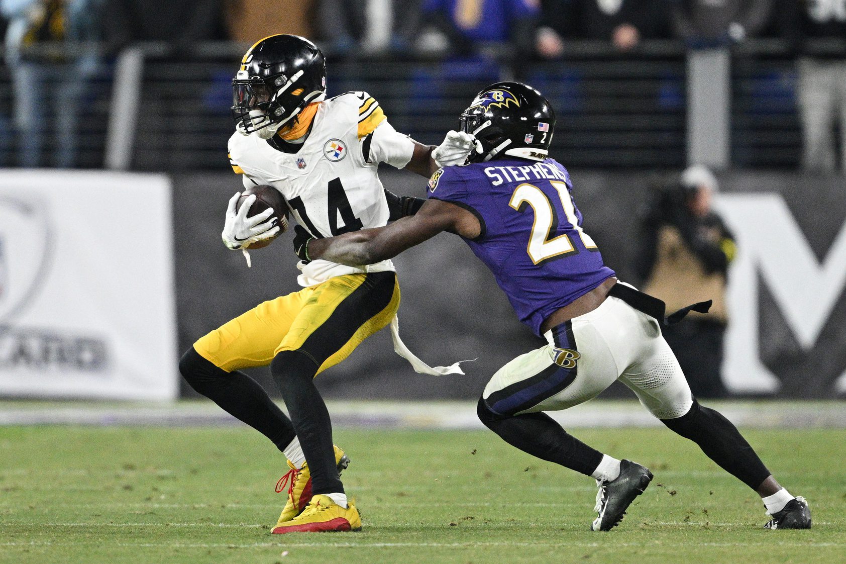 CeeDee Lamb's Mysterious Post Sets Off George Pickens To Dallas Cowboys Trade Rumors 2 USATSI 25171539 168400517 lowres