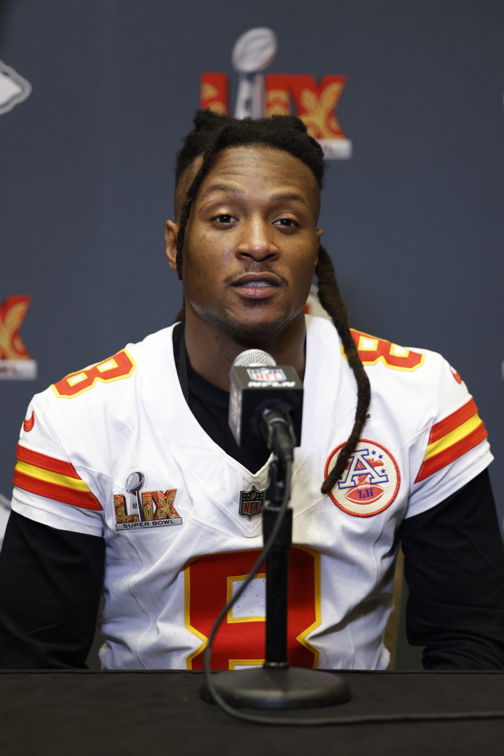 Fans React to DeAndre Hopkins' Met Gala Appearance 3 Baltimore Ravens, DeAndre Hopkins, NFL