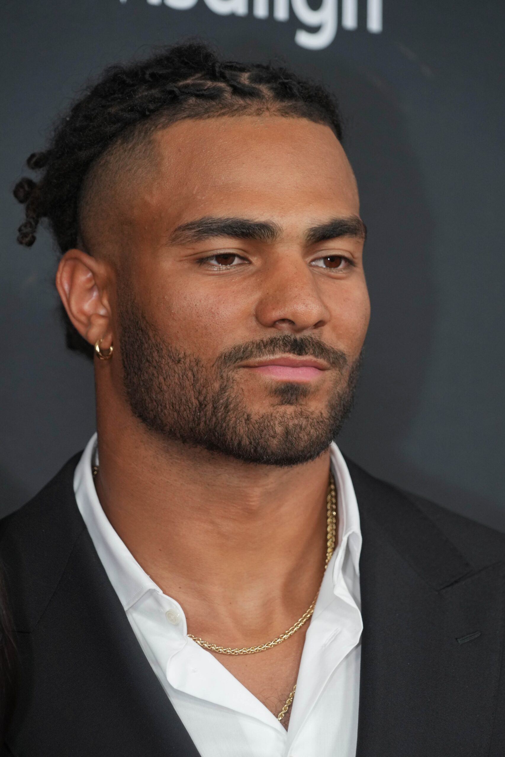 Fans Have Mixed Reactions to NFL's Fred Warner Decision 2 San Francisco 49ers, Fred Warner, NFL