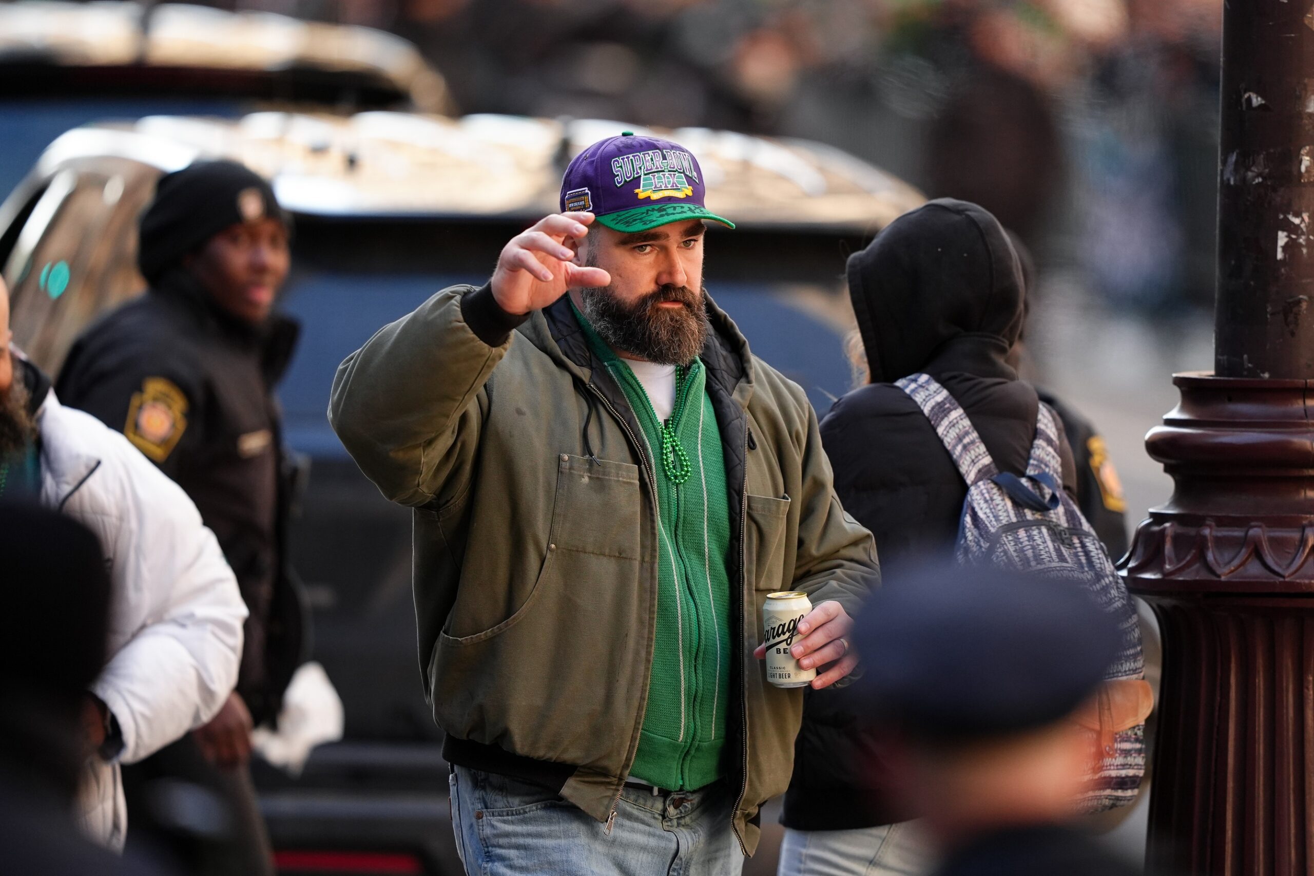 "What Is He Doing?" Jason Kelce Strips To Near-Nude In Front Of Massive Crowd 1 Feb 14, 2025; Philadelphia, PA, USA; Jason Kelce waves to fans during the Super Bowl LIX championship parade and rally. Mandatory Credit: Kyle Ross-Imagn Images