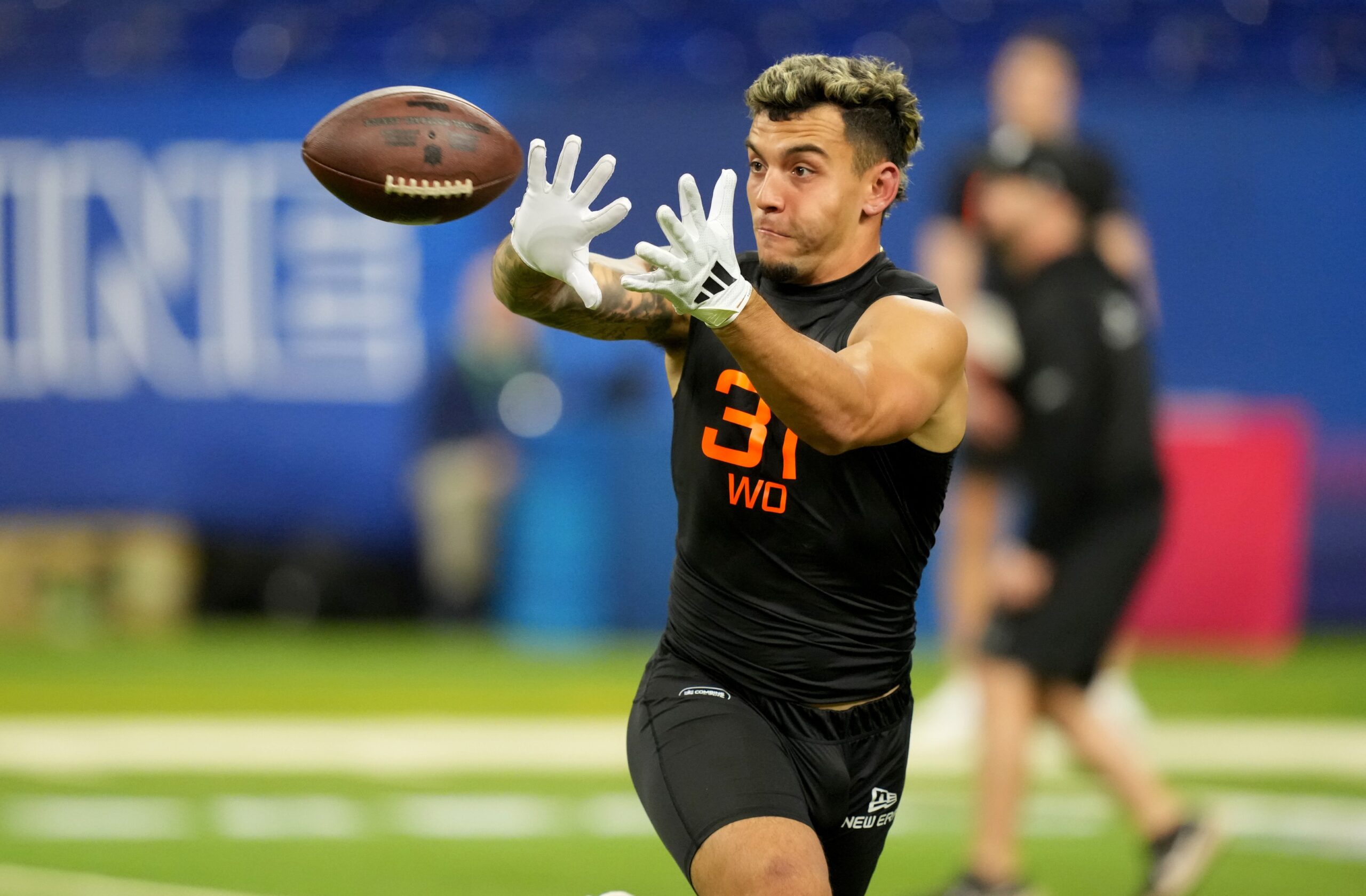 Tennessee Titans: Cam Ward Praised After Honest Admission About WR Move 2 Xavier Restrepo