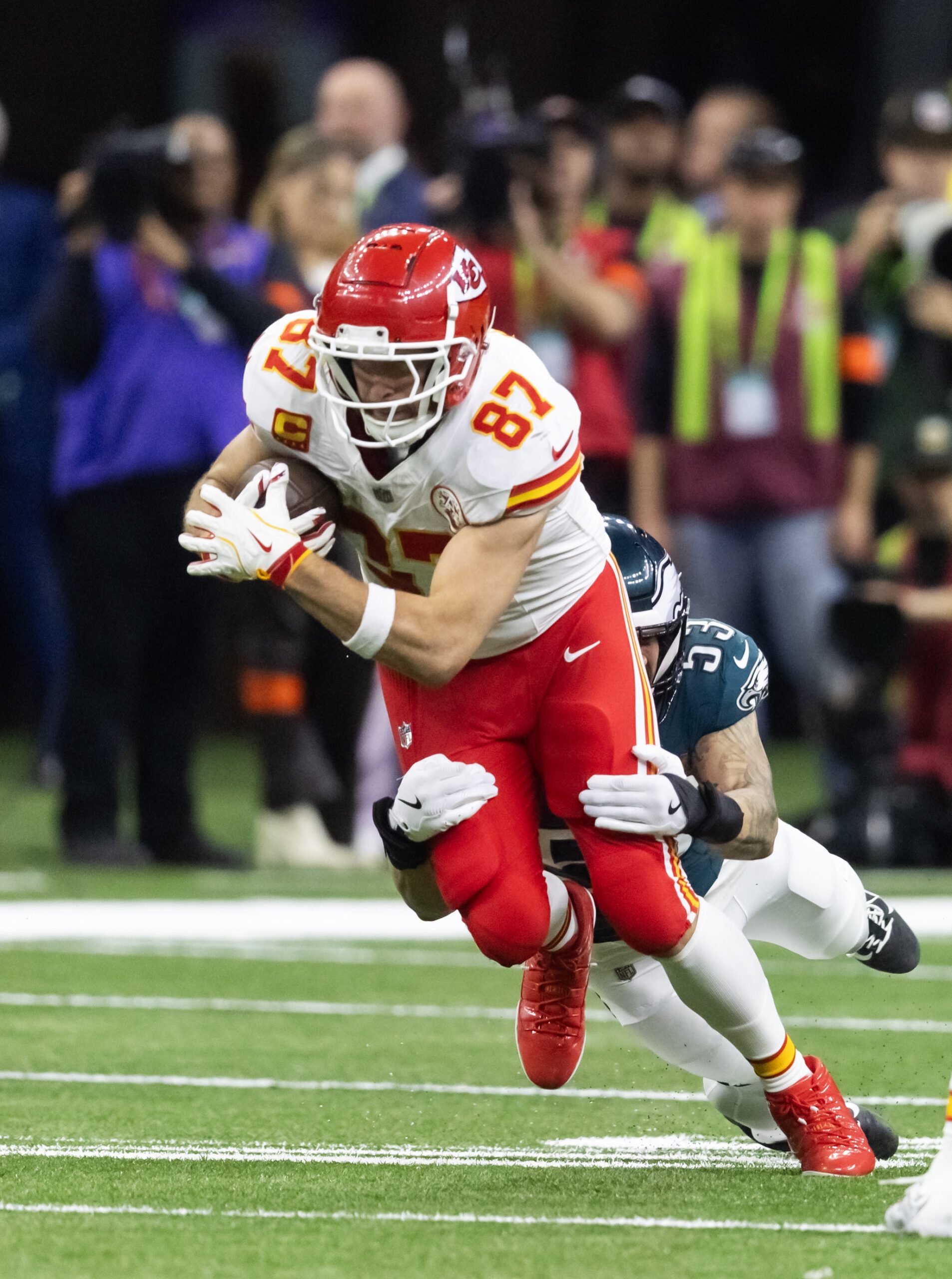 Chiefs' Travis Kelce Reacts to Ben Affleck's Commercial With Bill Belichick 3 Kansas City Chiefs, Travis Kelce, NFL
