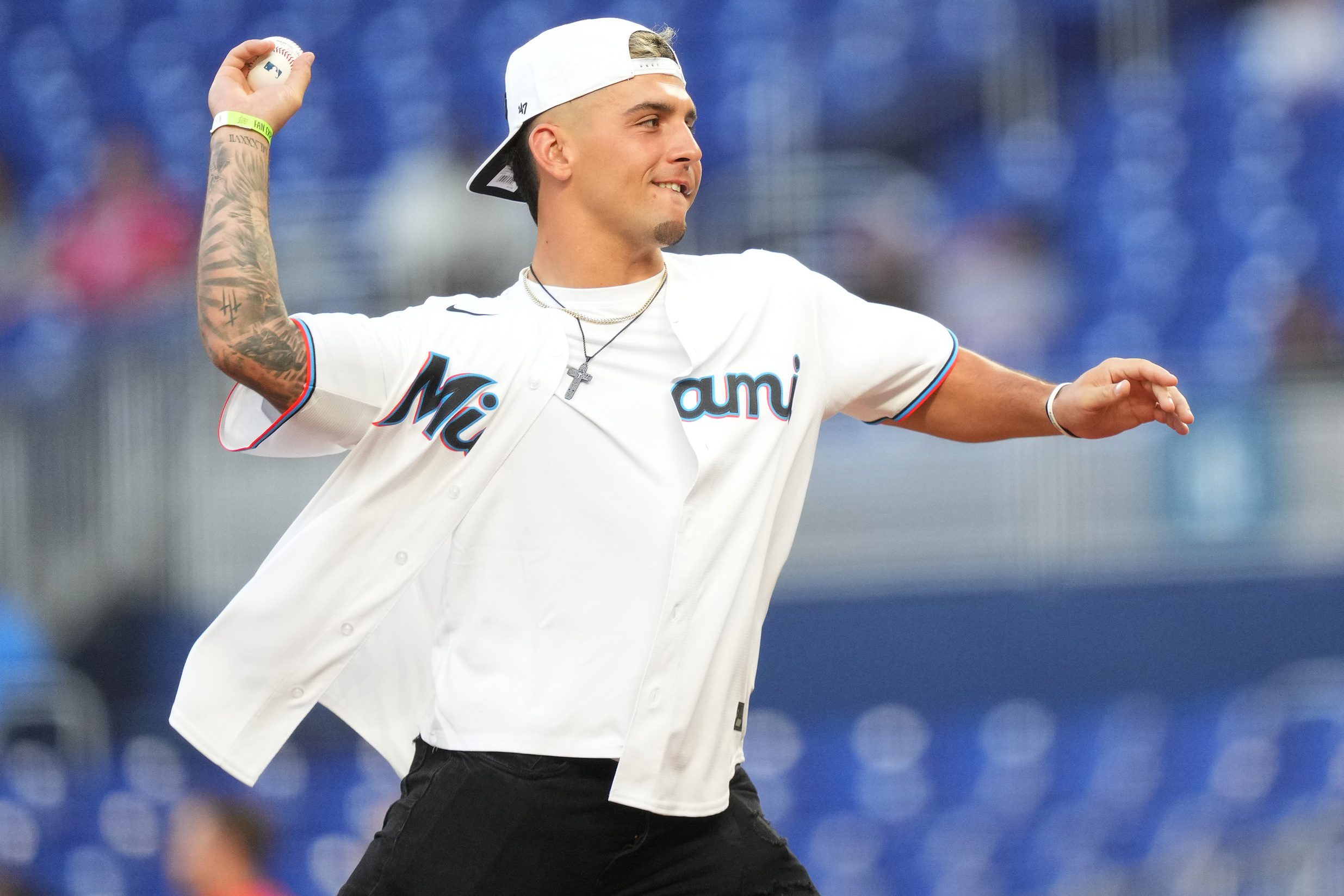 Tennessee Titans: Cam Ward Praised After Honest Admission About WR Move 1 Xavier Restrepo