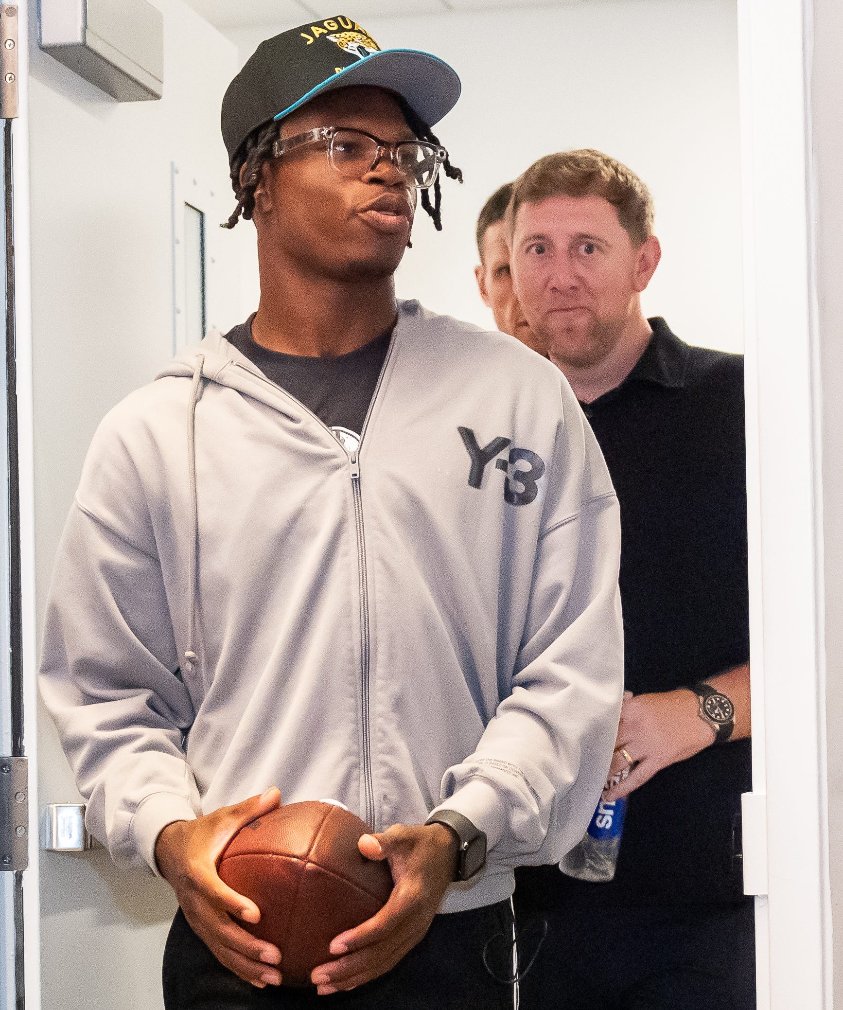 Wholesome Airplane Story About Travis Hunter Revealed 2 Jacksonville Jaguars, Travis Hunter, NFL