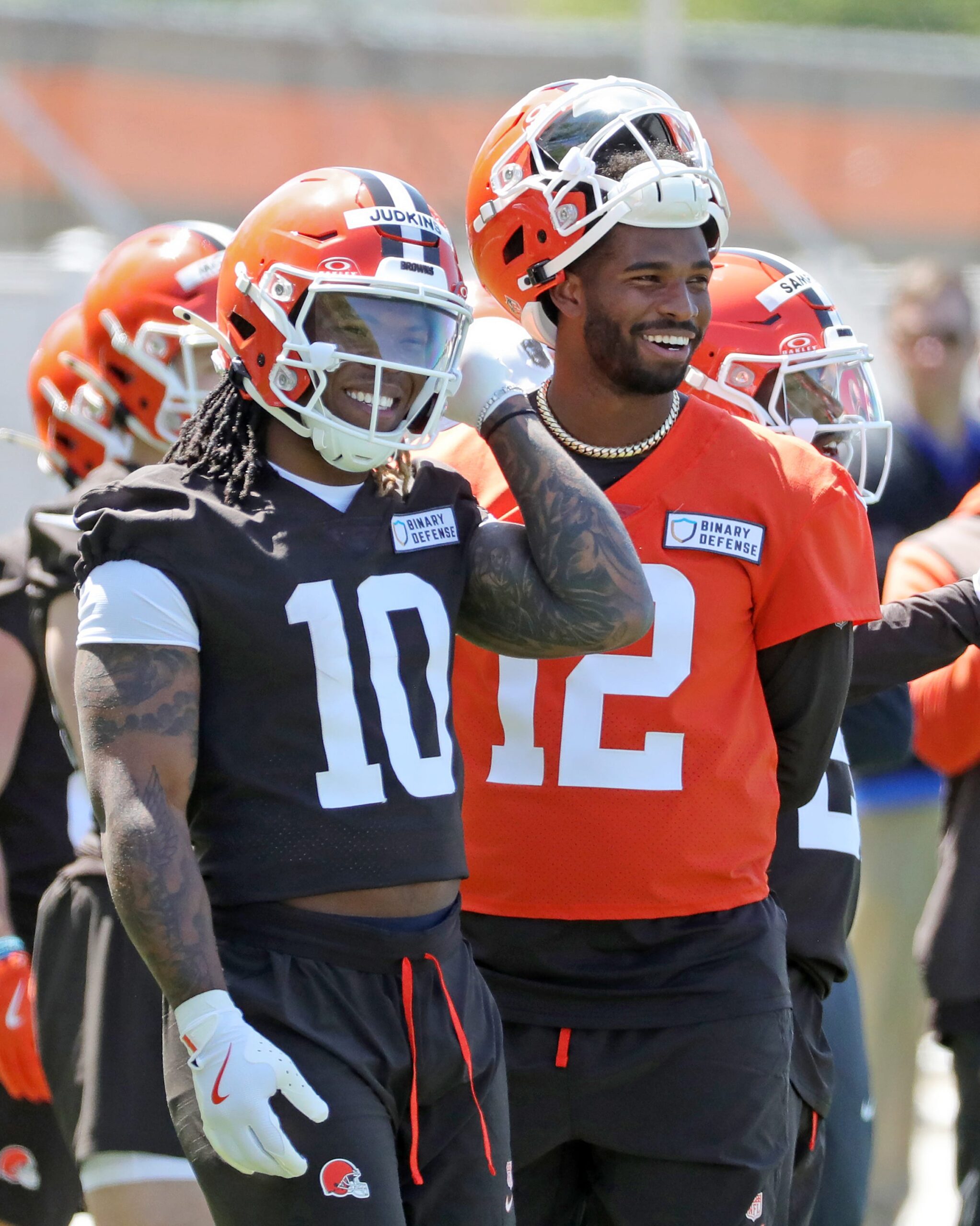 Breaking: Shedeur Sanders Gets Horrible Career News From The Cleveland Browns 1 Cleveland Browns running back Quinshon Judkins (10) and quarterback Shedeur Sanders (12) share a laugh on the sideline during NFL rookie minicamp at the Cleveland Browns training facility on Friday, May 9, 2025, in Berea, Ohio.