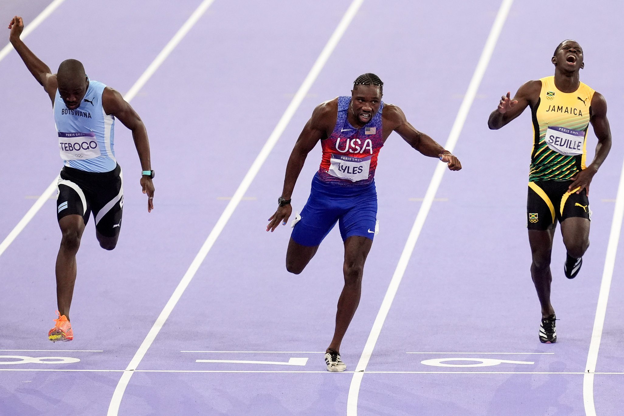 "It'd Be Over In The First Five Meters": Noah Lyles Give Honest Take On How A Race With Tyreek Hill Will End 3 Noah Lyles