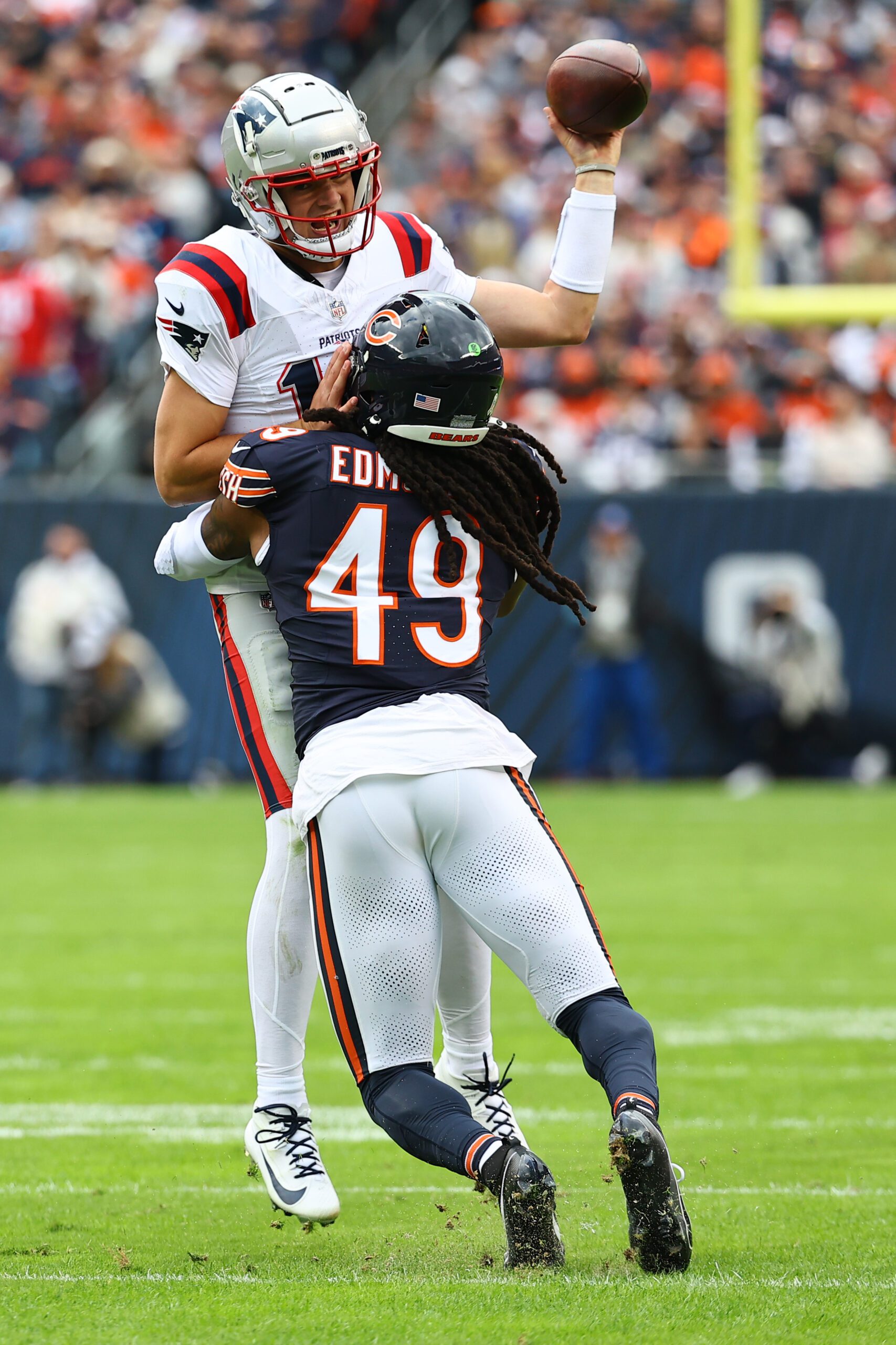 Chicago Bears LB's Contract Get Harsh Review From NFL Expert 2 Chicago Bears, Tremaine Edmunds