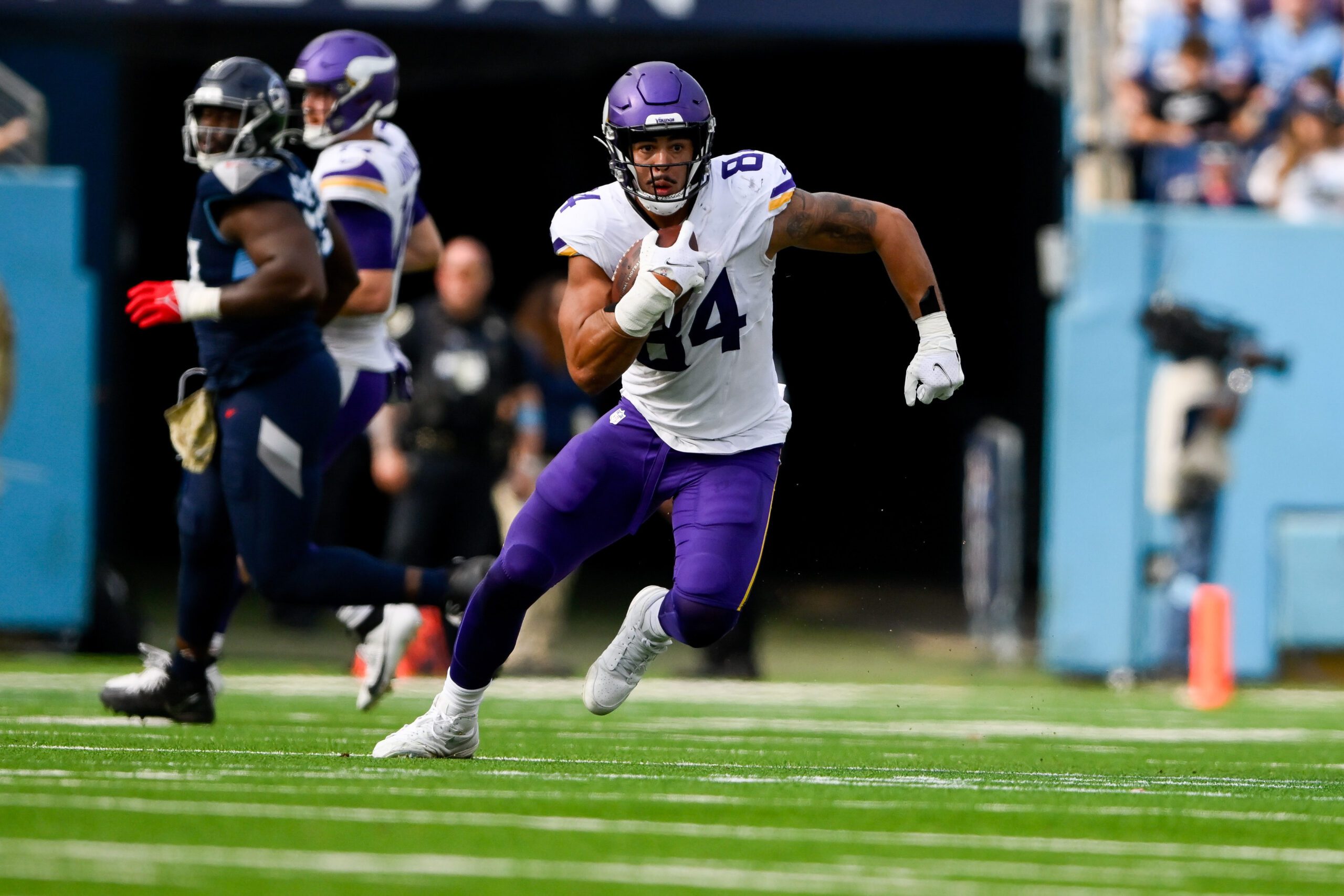 Minnesota Vikings, Josh Oliver