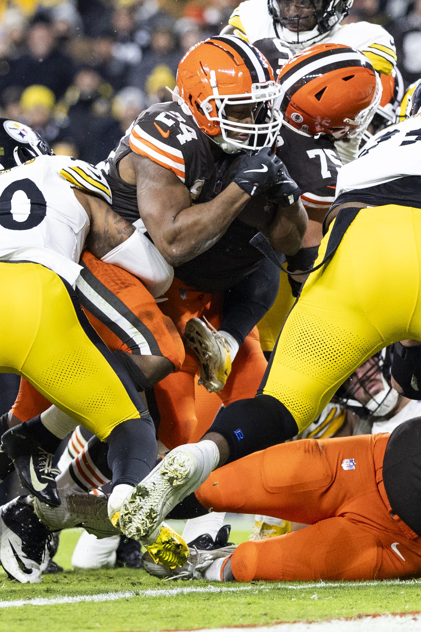 NFL Reacts to Houston Texans' Major Addition 1 Houston Texans, Nick Chubb