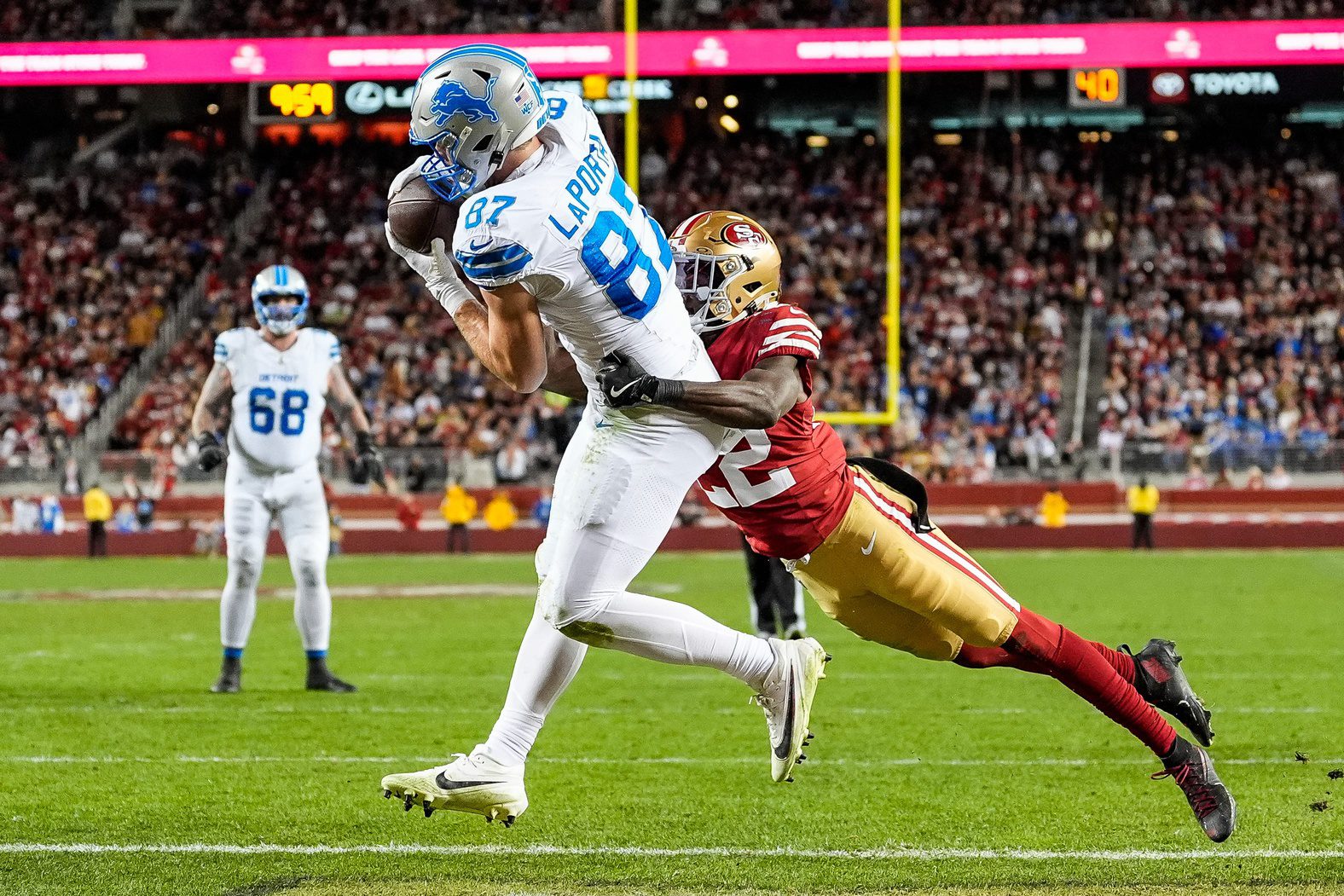 Detroit Lions Star Receives Papal Blessing—and Fans are Losing it 2 Detroit Lions, Sam LaPorta