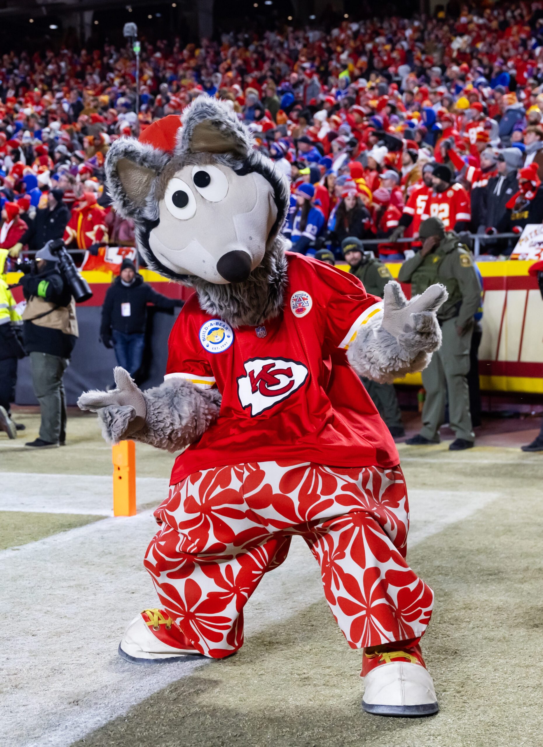 Patrick Mahomes Has Simple Reaction to Major Chiefs Retirement 3 Kansas City Chiefs, Dan Meers, KC Wolf, NFL