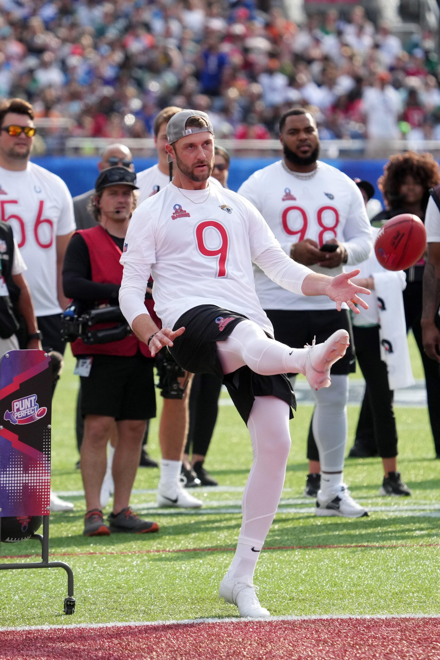 Jacksonville Jaguars: Secure Longest-Tenured Player to 4-Year Deal 1 Jacksonville Jaguars, Logan Cooke