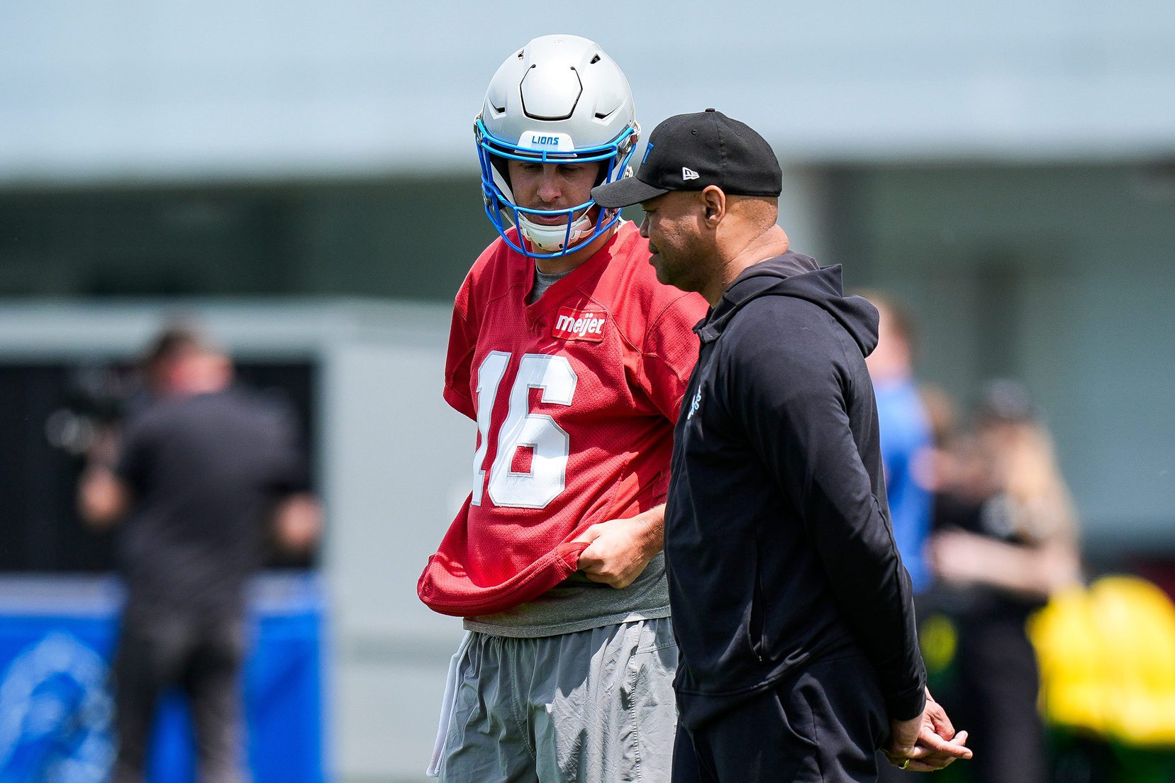 "You're Retired": Jared Goff Jabs At Tom Brady In Netflix's Quarterback Season 2 Teaser 2 USATSI 26330120 168400517 lowres