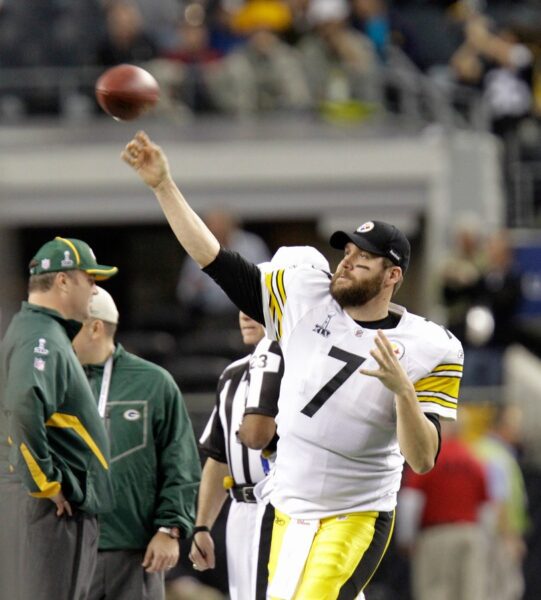 "At Long Last": Pittsburgh Steelers Quarterback Aaron Rodgers Will Be Main Headline Entering Mandatory Minicamp 1 USATSI 26391095 168400517 lowres