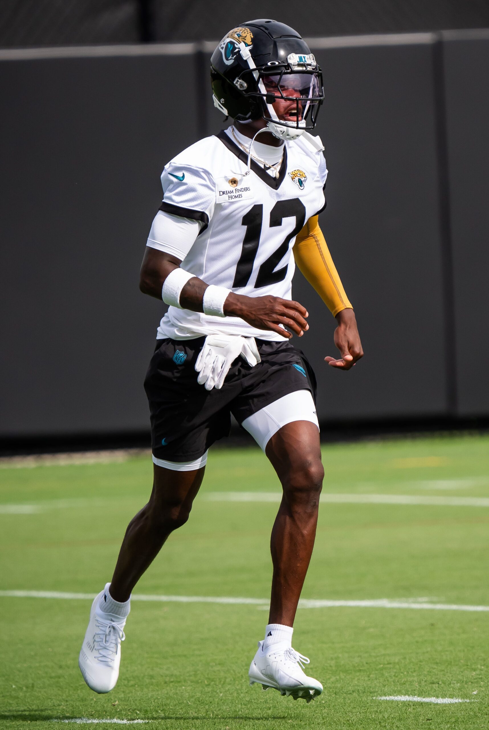Jaguars Make 2 Posts About Signing Travis Hunter--Here's Why 2 Jacksonville Jaguars, Travis Hunter, NFL
