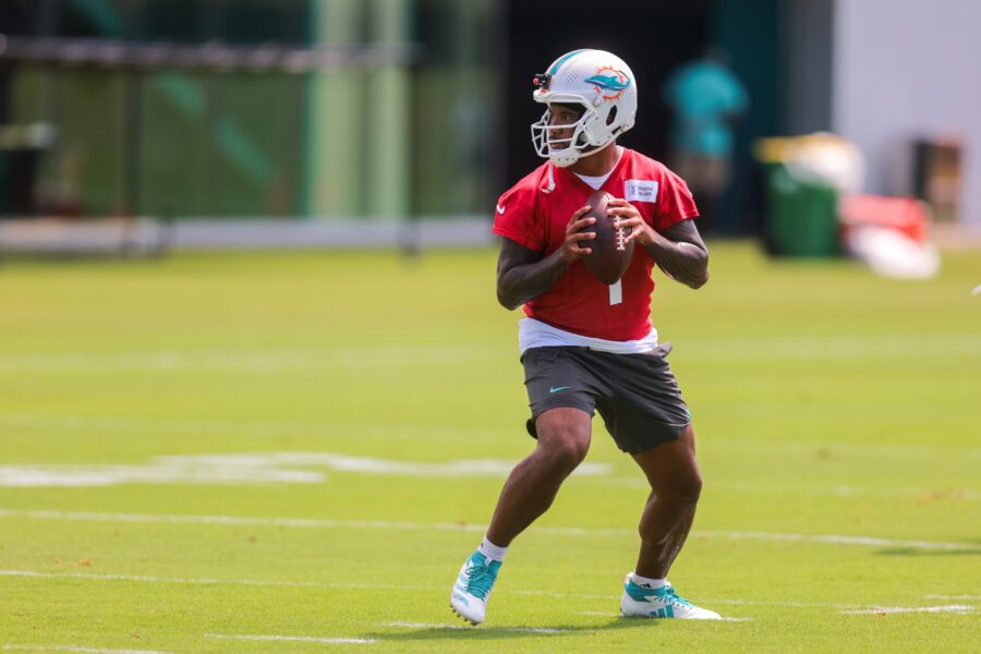 "A Make-Or-Break Year": Miami Dolphins Tua Tagovailoa Questioned Entering 2025 NFL Season 2 USATSI 26415537 168400517 lowres