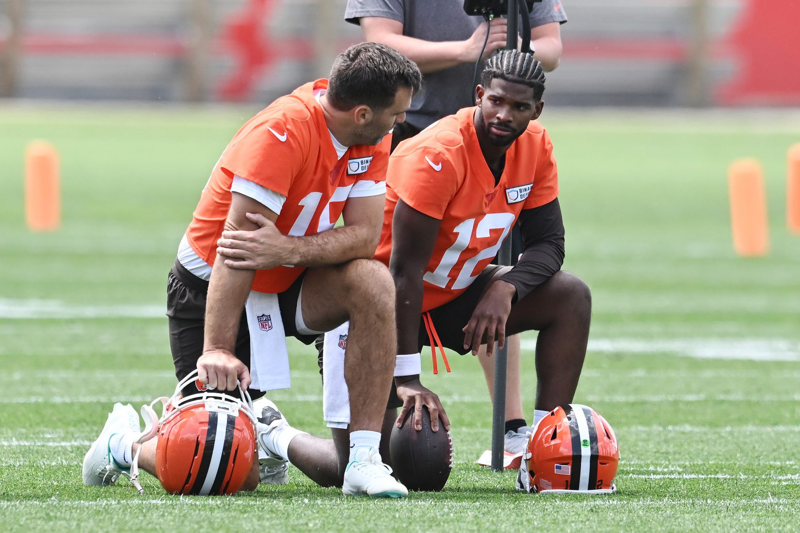 Breaking: Shedeur Sanders Suspension Report Goes Viral (Report) 2 Jun 10, 2025; Berea, OH, USA; Cleveland Browns quarterback Joe Flacco (15) talks to quarterback Shedeur Sanders (12) during minicamp at CrossCountry Mortgage Campus. Mandatory Credit: Ken Blaze-Imagn Images
