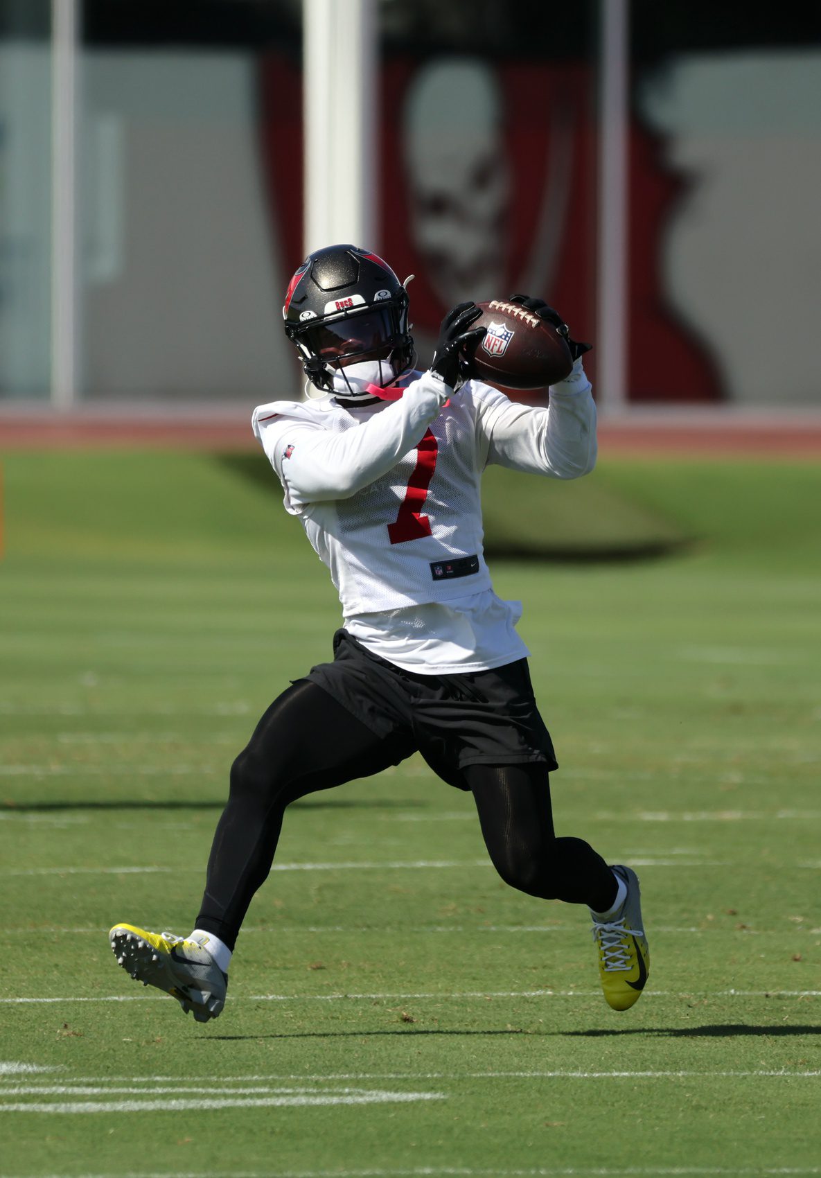 "Not Getting Satisfied": Tampa Bay Buccaneers Standout on Rookie Heroics 2 Tampa Bay Buccaneers, Bucky Irving