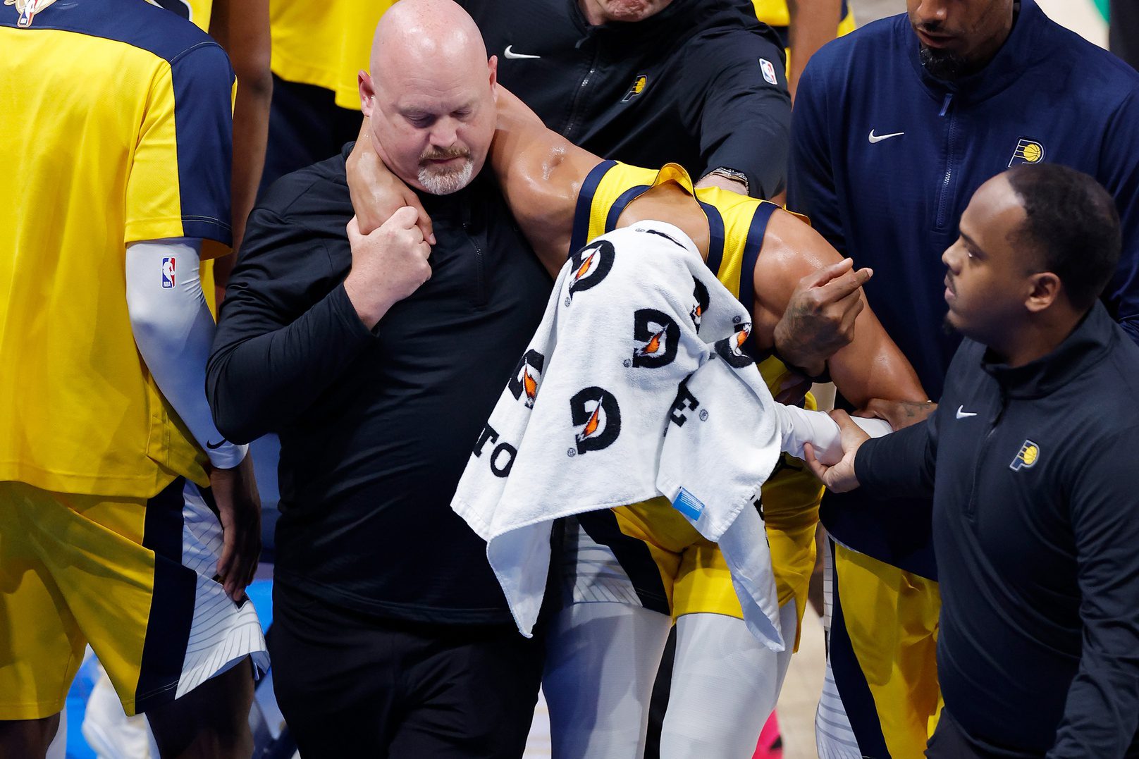 Cleveland Browns: Myles Garrett Reacts to ‘Heartbreaking’ News Over the Weekend 1 Tyrese Haliburton