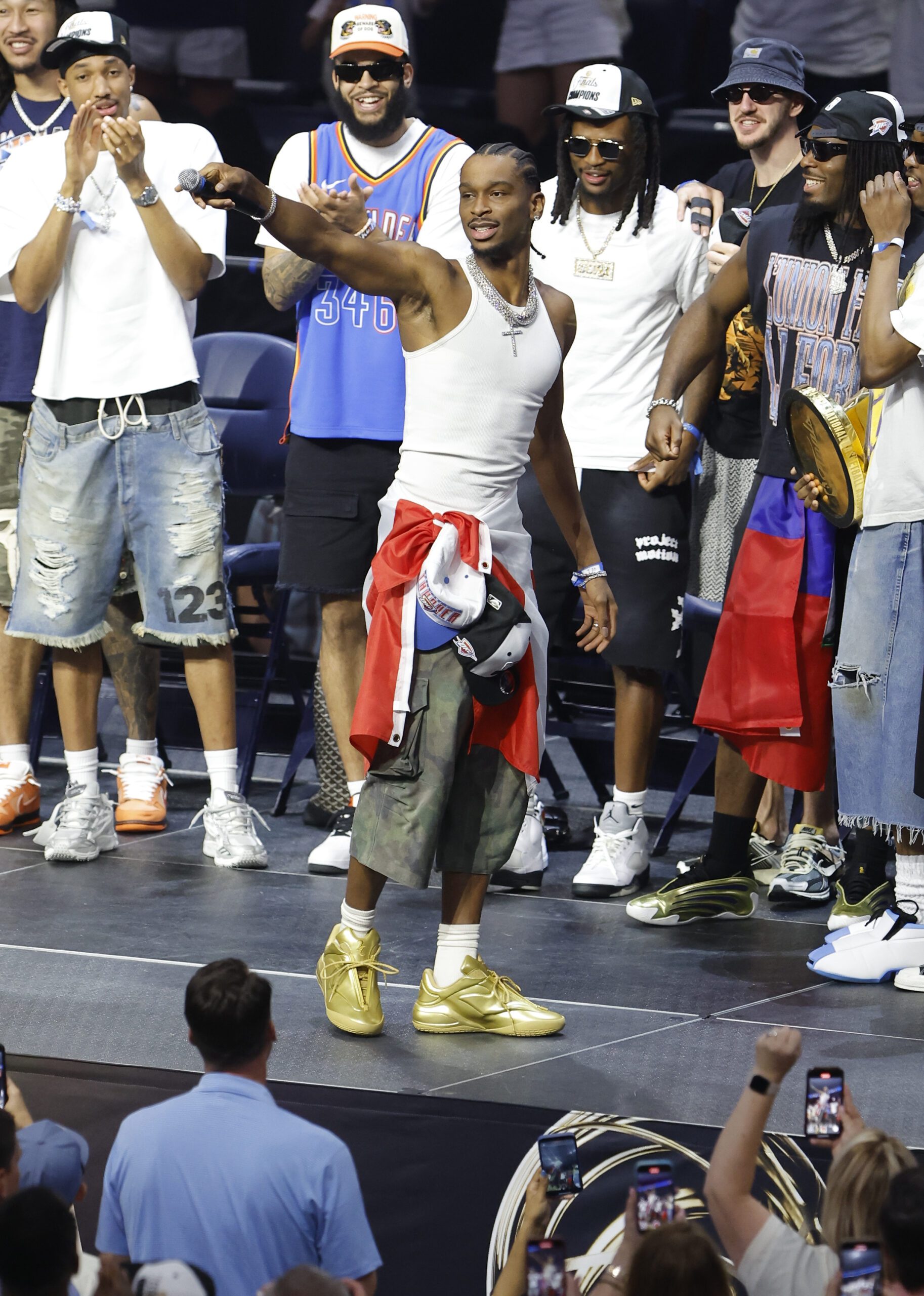 'New Face of the NBA': Robert Griffin III Makes Bold Declaration 3 NBA, Shai Gilgeous-Alexander