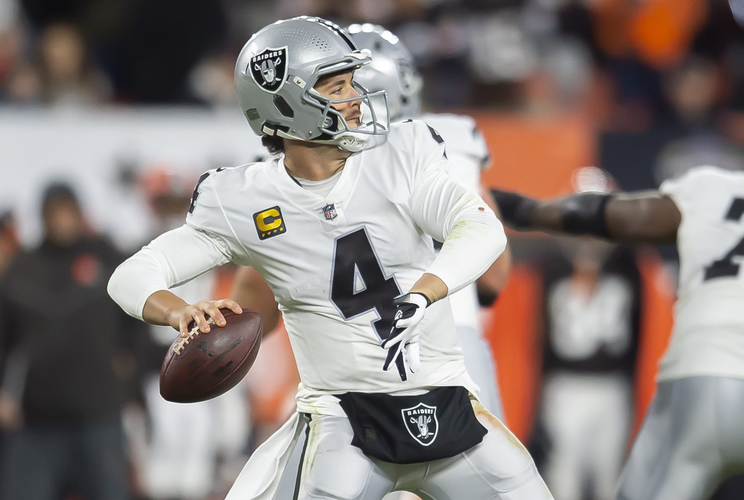 Las Vegas Raiders: Derek Carr Embraces Ashton Jeanty Despite Rivalry Background 1 Las Vegas Raiders, Derek Carr