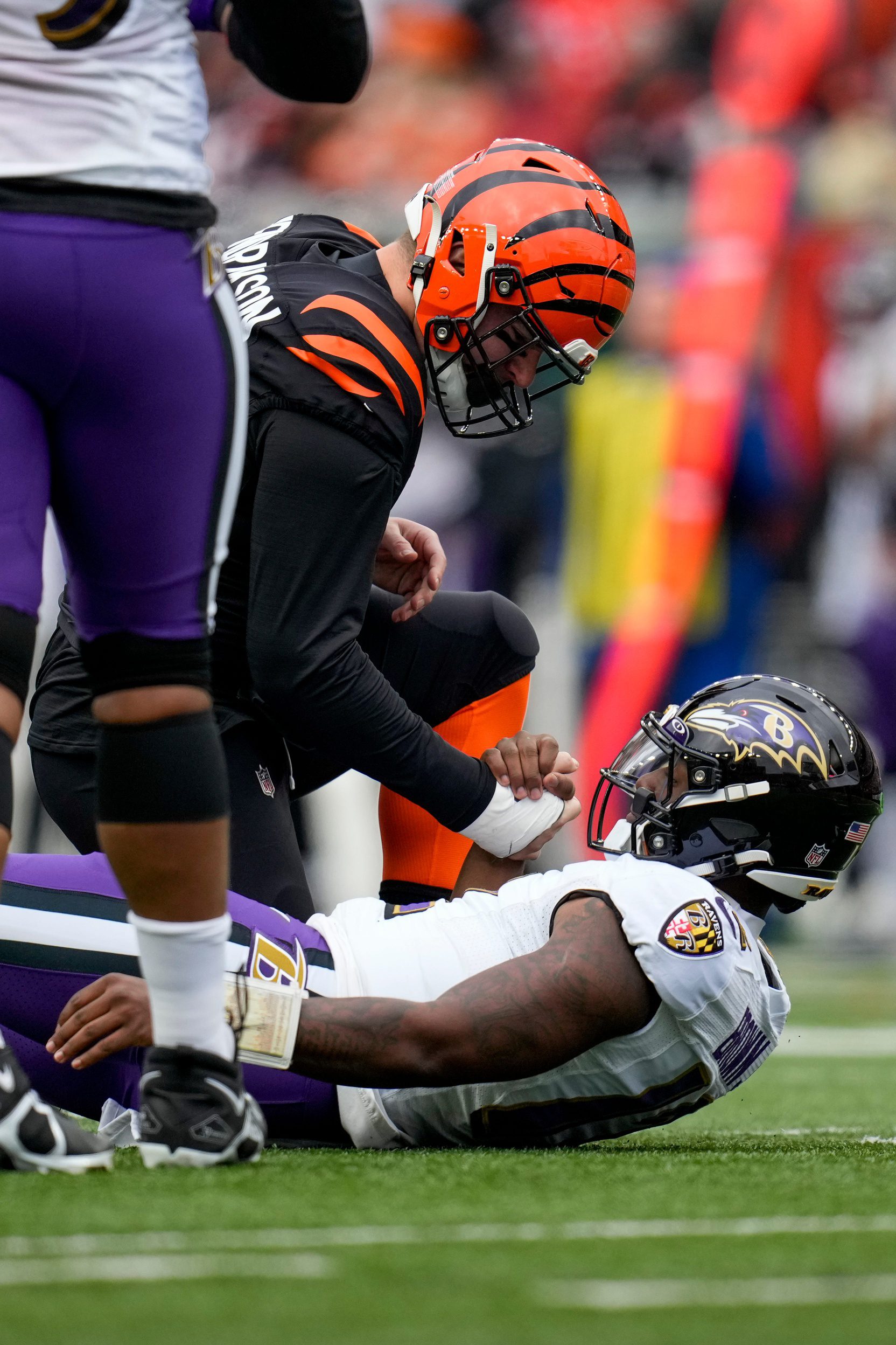 ‘The Interior Was Also a Mess Last Season': Bengals' Biggest Issue Gets Spotlight Before 2025 Season 2 Cincinnati Bengals, Trey Hendrickson