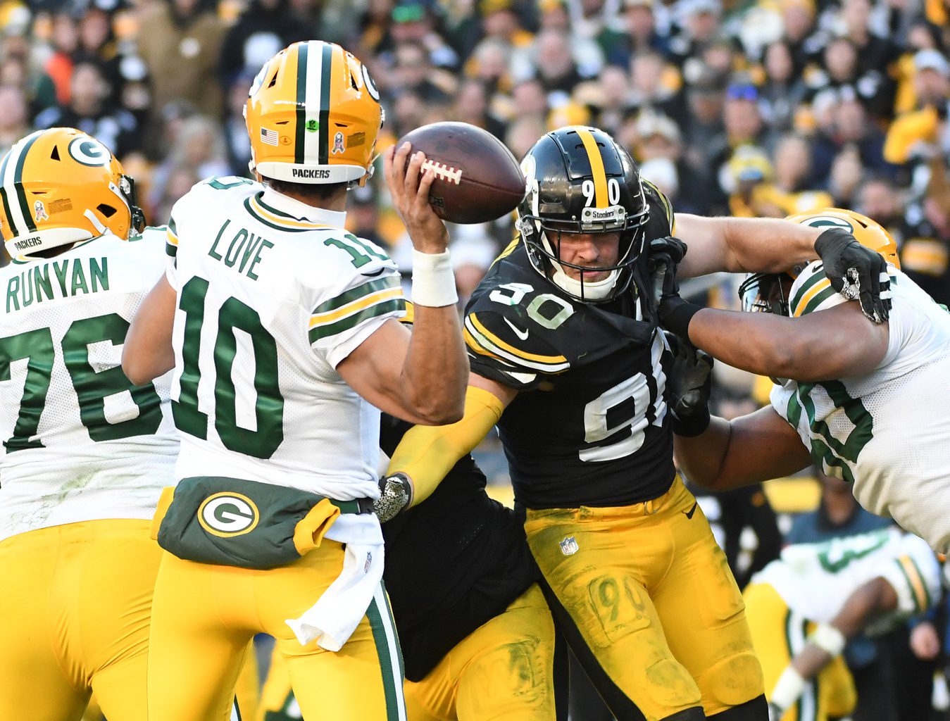 Breaking: Packers Lose Out On Massive Trade Opportunity, Fans Shocked Over Details 2 Nov 12, 2023; Pittsburgh, Pennsylvania, USA; Green Bay Packers quarterback Jordan Love (10)is pressured by Pittsburgh Steelers linebacker T.J. Watt (90) during the fourth quarter at Acrisure Stadium. Mandatory Credit: Philip G. Pavely-Imagn Images