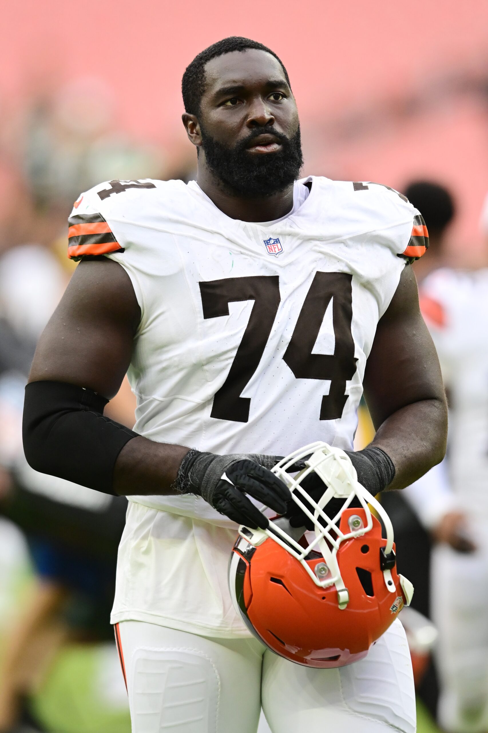 Dallas Cowboys: $82.5 Million Offensive Starter Is Day-to-Day 3 Cleveland Browns, Hakeem Adeniji